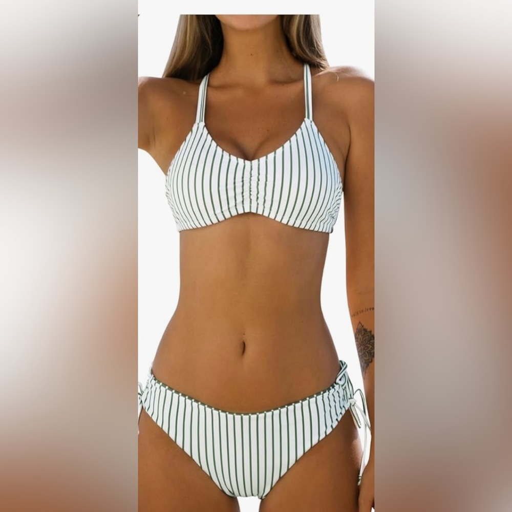 Cupshe Green and White Striped Bikini Medium